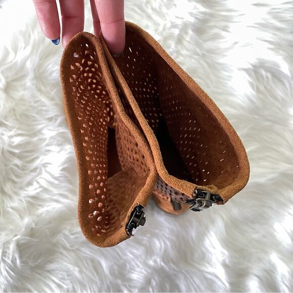 Sundance | Womens Magnolia Boots Sa-Ni Insoles Suede Laser-Cut Perforated Slouch - Picture 4 of 11